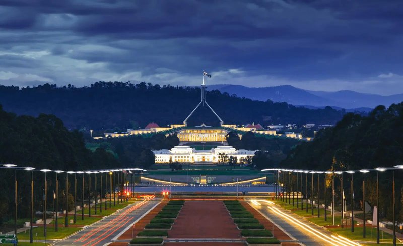 Canberra Highlights Tour