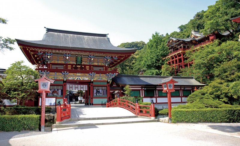 Yutoku Inari Shrine Tour with Shinto Traditions and Performance