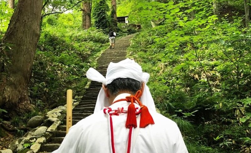 Yamabushi Guided Hiking Tour in Tsuruoka