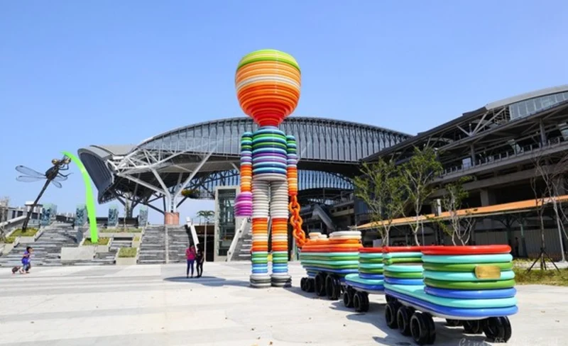 Taipei National Palace Museum & Dadaocheng Cultural Heritage Day Tour