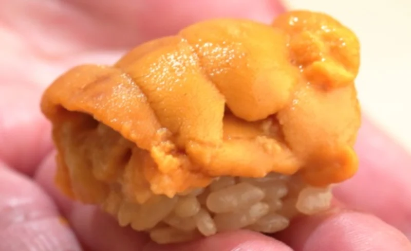 Sushi Tsu (江戸前鮓 すし通) in Roppongi - High-end Live-making Sushi