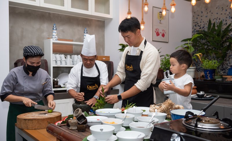 Dewa Cooking Class Experience in Phuket