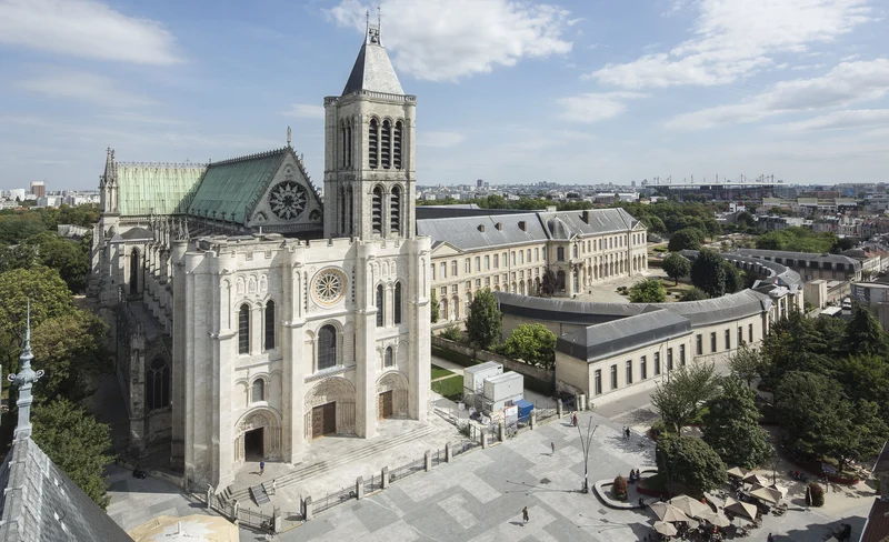 Basilica of Saint Denis Tickets with Dedicated Entrance