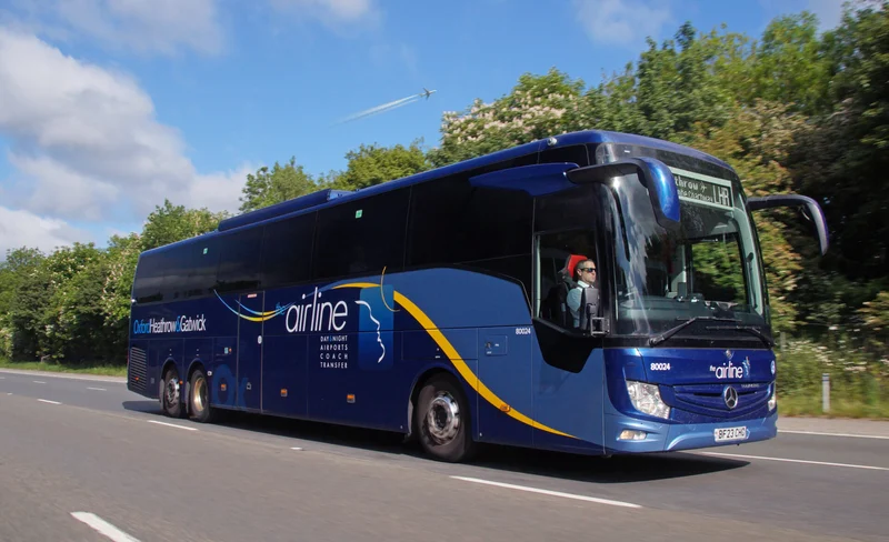 London Heathrow Airport Shuttle Transfer to Oxford by the airline