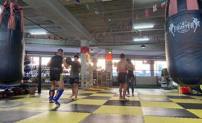 Petchprasit Muay Thai Boxing Class