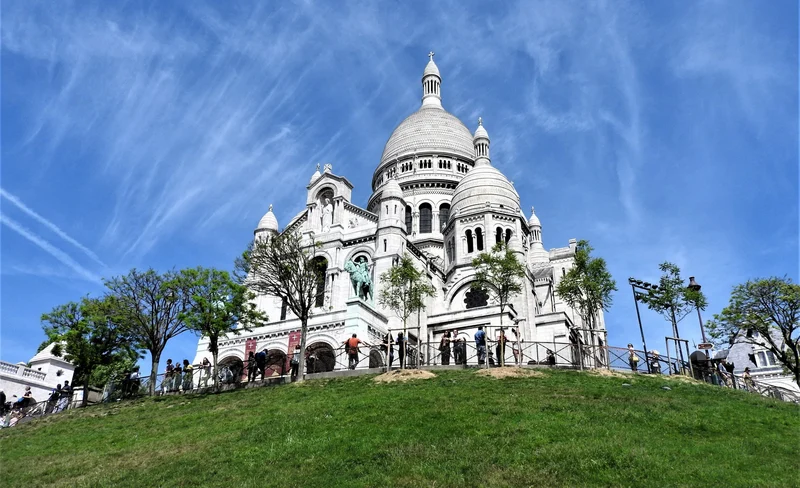 The Basilica of Sacre-Coeur de Montmartre Admission with Guided Tour in Paris