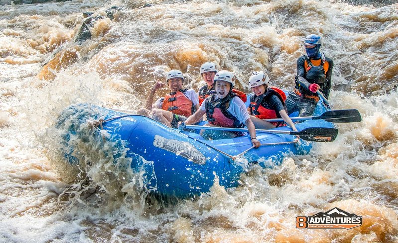 Rafting with 8Adventures