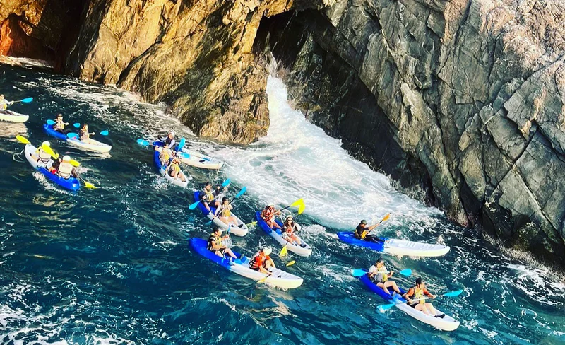 Yilan: Dongao – Kayaking – Surging into Wuyanjiao, the Central Mountain Range