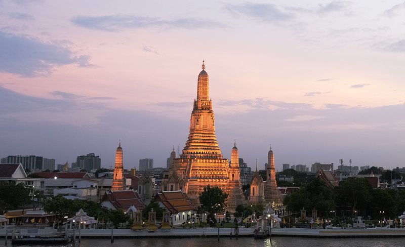 Bangkok – Damneon Sadauk/ Ayutthaya Customize Private Day Tour