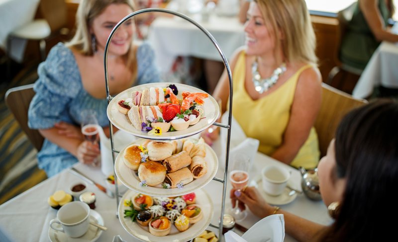 Sightseeing and High Tea Cruise Tour from Sydney Harbour