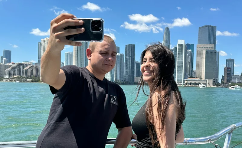 Miami Skyline, Millionaire Homes & Venetian Islands Cruise