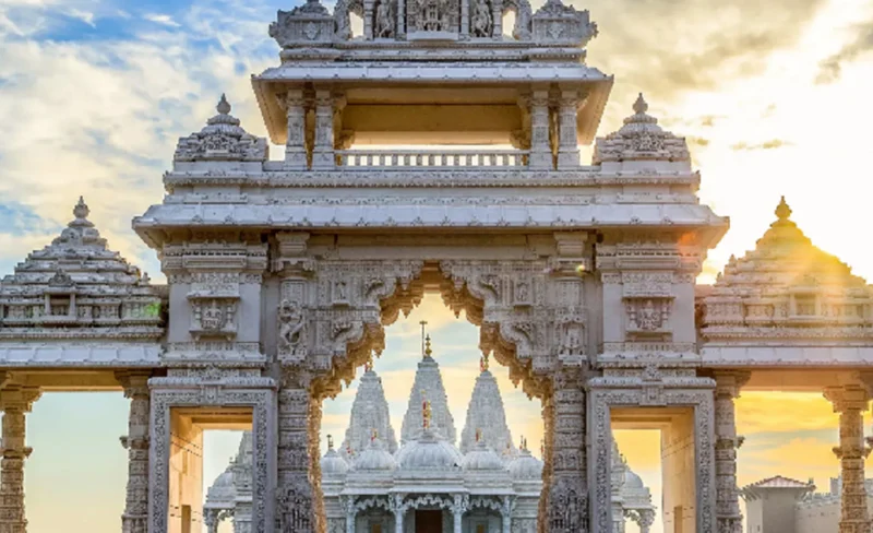 New York BAPS Mandir & Longwood Gardens Full-Day Tour with Architecture