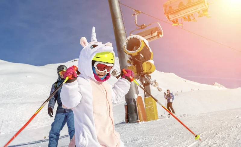 [Winter Only] Kobe Rokkosan Snow Park Skiing/Snow Playing Day Tour (Departing from Osaka)