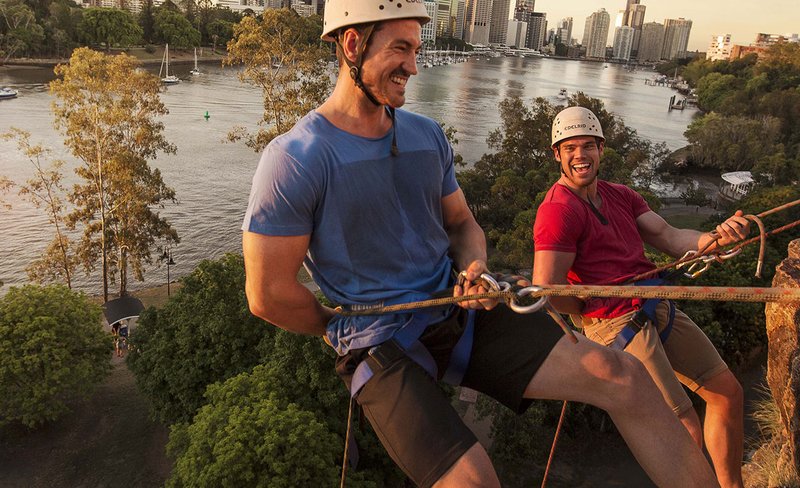 Kangaroo Point Cliffs Abseiling Experience in Brisbane