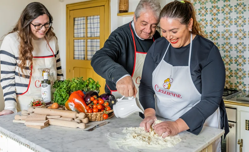 Pasta and tiramisu cooking class in Palermo
