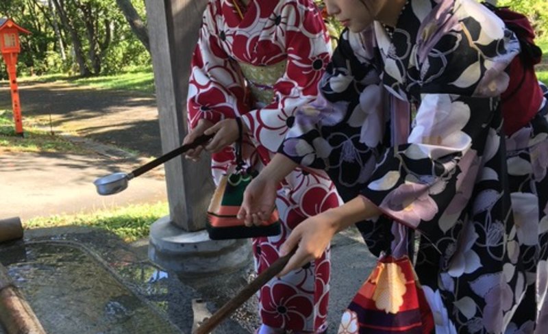 Kimono Rental and Photoshoot Experience in Sapporo