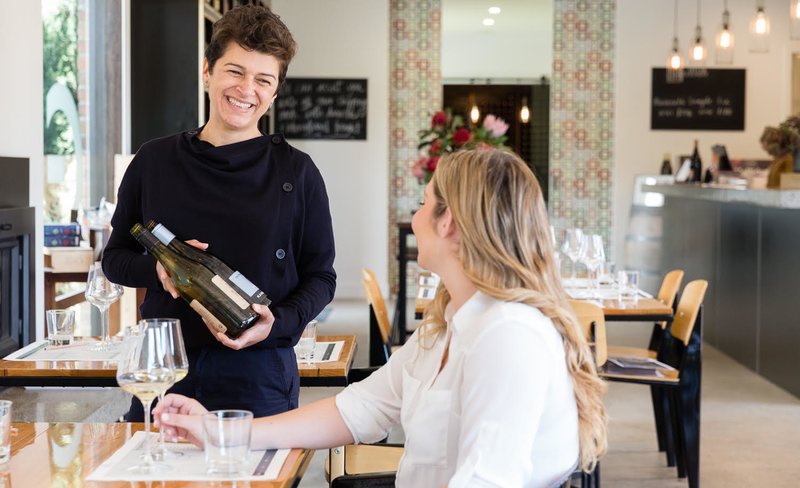 Mornington Peninsula Wine & Food Tour with Transfers from Melbourne