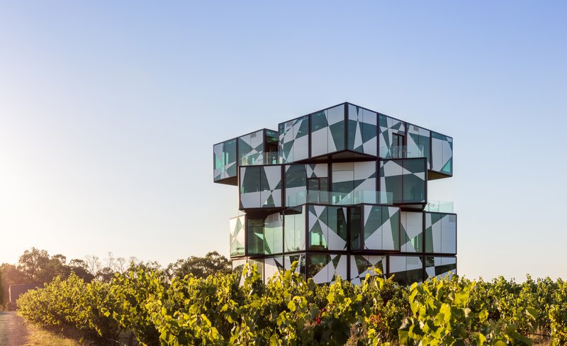 McLaren Vale Wineries and the Cube Experience from Adelaide