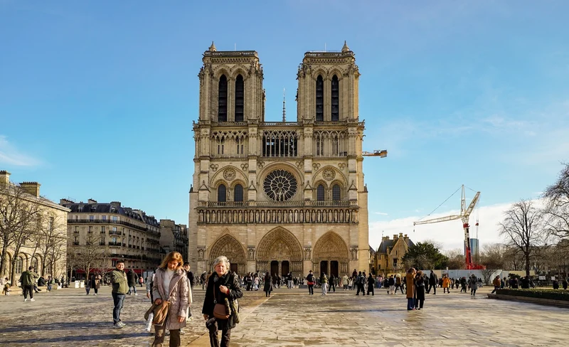 Paris Notre-Dame Cathedral & Ile de la Cite small group tour