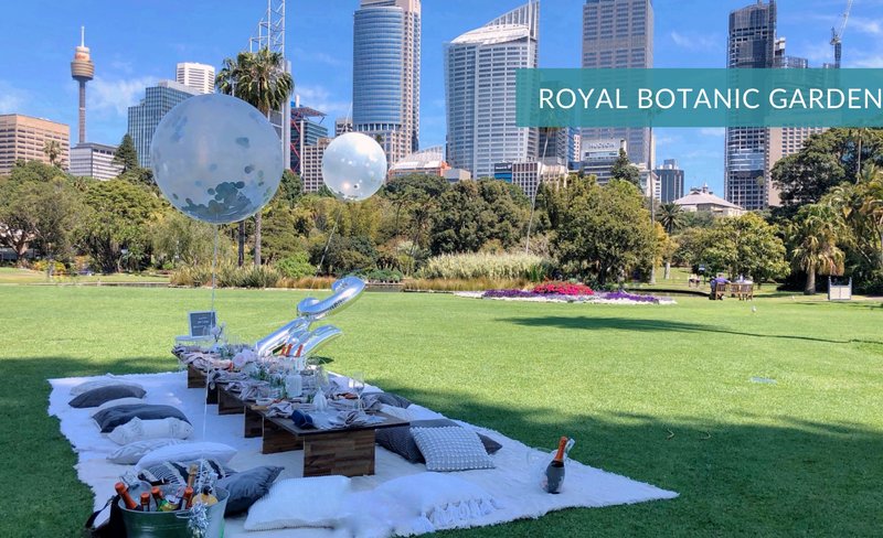 Royal Botanic Gardens Private Luxury Picnic Experience in Sydney