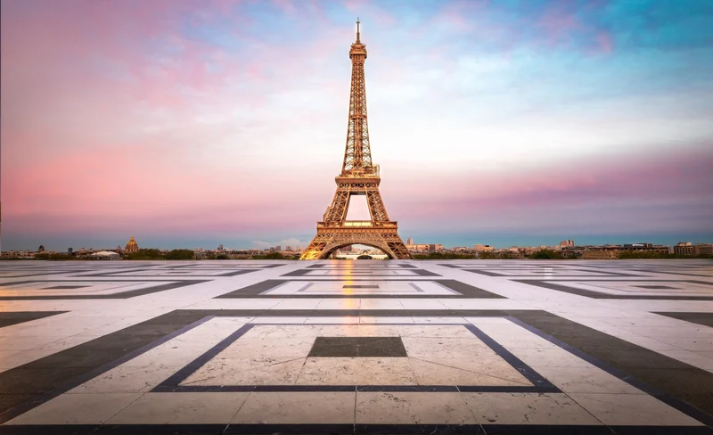 Eiffel Tower Tour with Optional Seine River Sightseeing Cruise