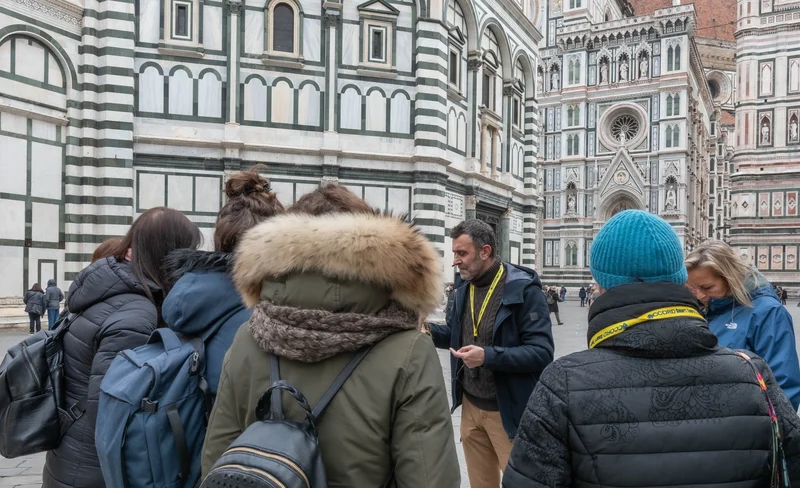 Florence Multilingual Audio Guided Walking Tour with Live Guide