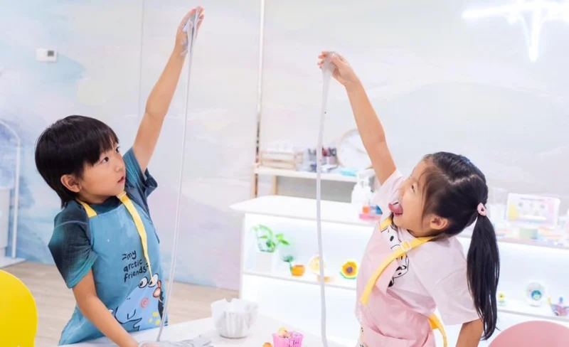 COCOART Slime & Art Workshops