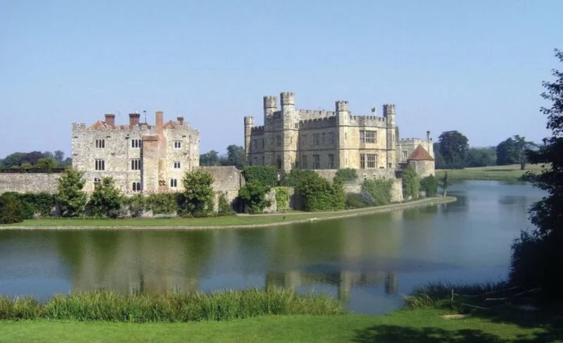 Leeds Castle, Canterbury, Dover, & Greenwich River Day Tour and Boat Ride from London