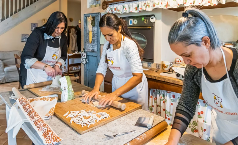 Pasta and tiramisu cooking class in Fasano