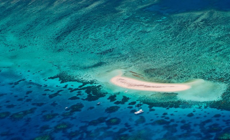 Great Barrier Reef Classic Scenic Flight from Cairns