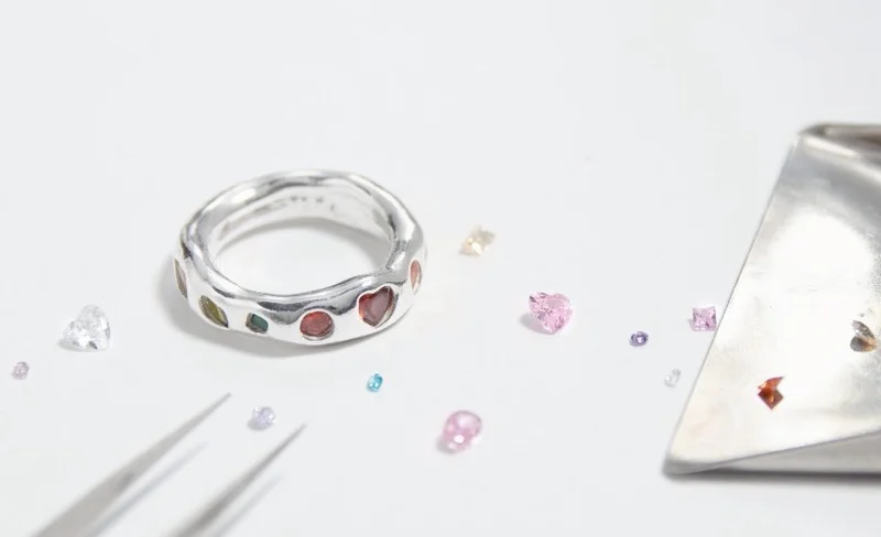 Taipei Zhongshan: VIC WANG Jewelry Design Studio - Gemstone Silver Clay Ring Handcrafting Experience