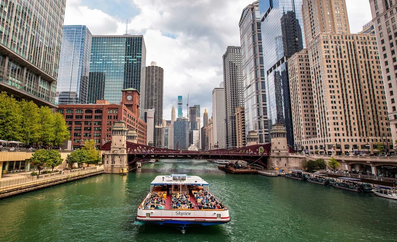 Chicago Architecture River Cruise Guided Tour