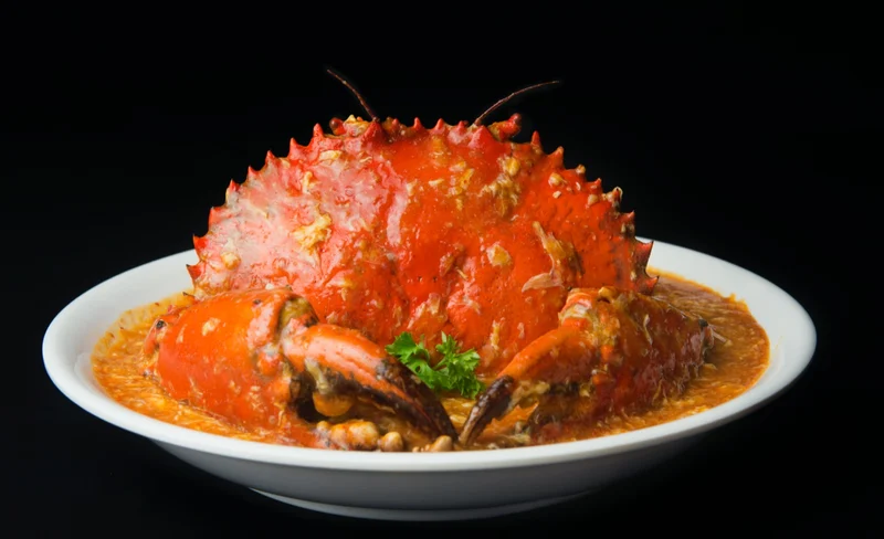 Singapore River Cruise with Seafood Restaurant Dinner and Chinatown Murals Tour