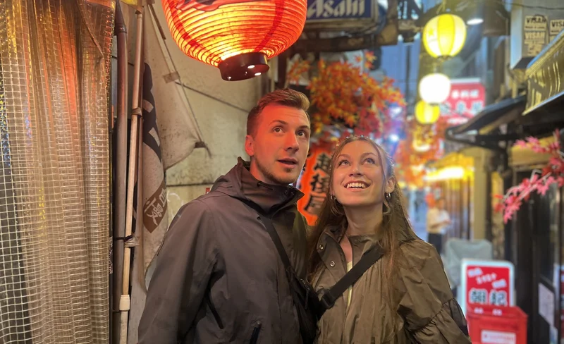 Tokyo: Shinjuku Food Tour with 15 Dishes and 4 Local Eateries