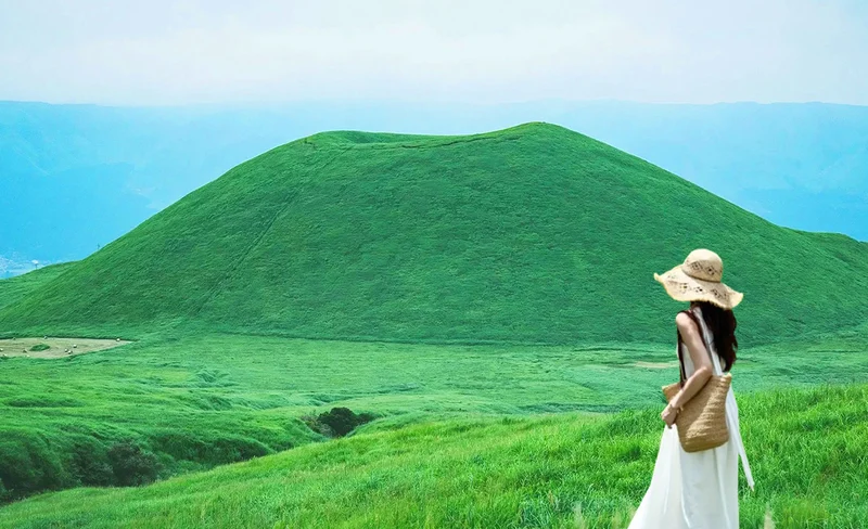 Kumamoto Aso Volcano & Takachiho Gorge Full-Day Tour
