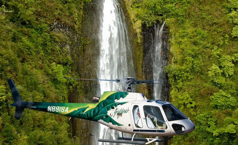Deluxe Waterfall Safari Helicopter Experience in Kauai