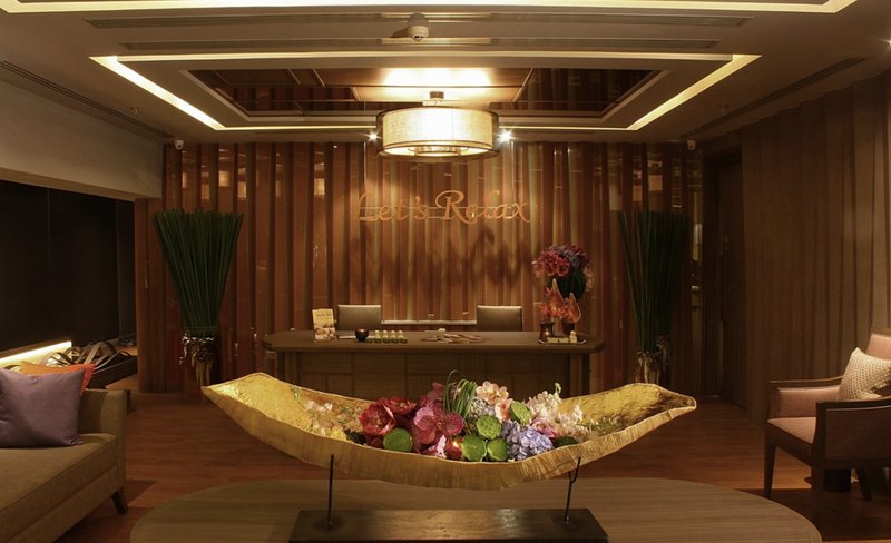 Let’s Relax Spa Treatment at Mandarin Hotel in Bangkok