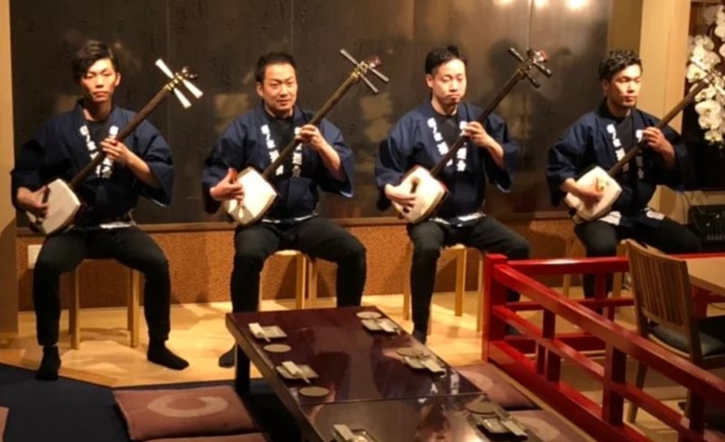 Live Performance of Japanese Instruments Over Izakaya Dinner