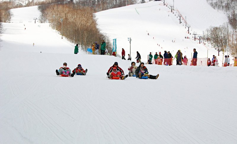 Noboribetsu Sanlaiva Ski Resort Combo Ticket in Hokkaido