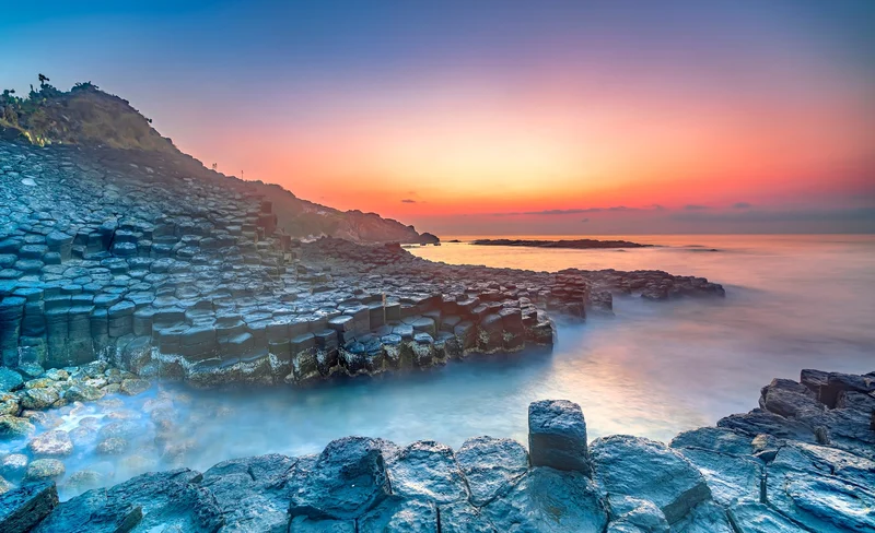 Private Day Trip from Dublin to Belfast, Giant’s Causeway & More