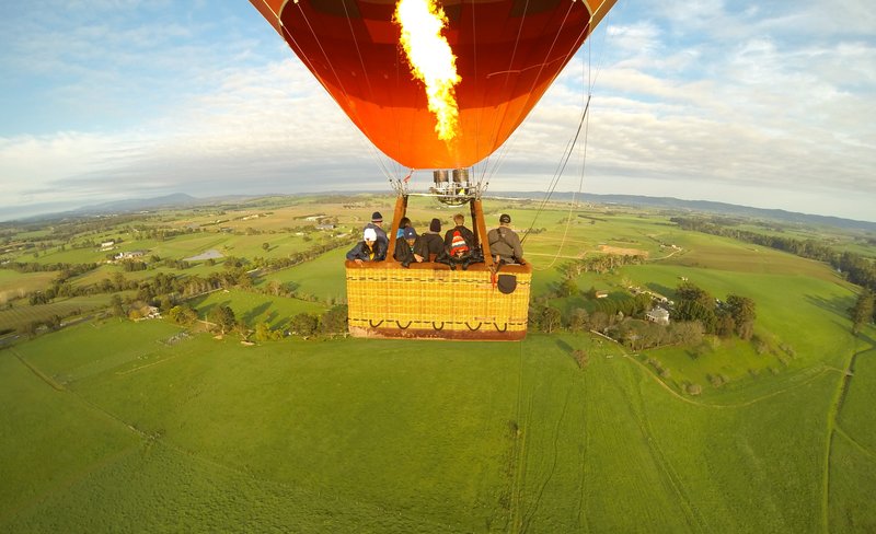 Hot Air Balloon Flight Experience in Yarra Valley