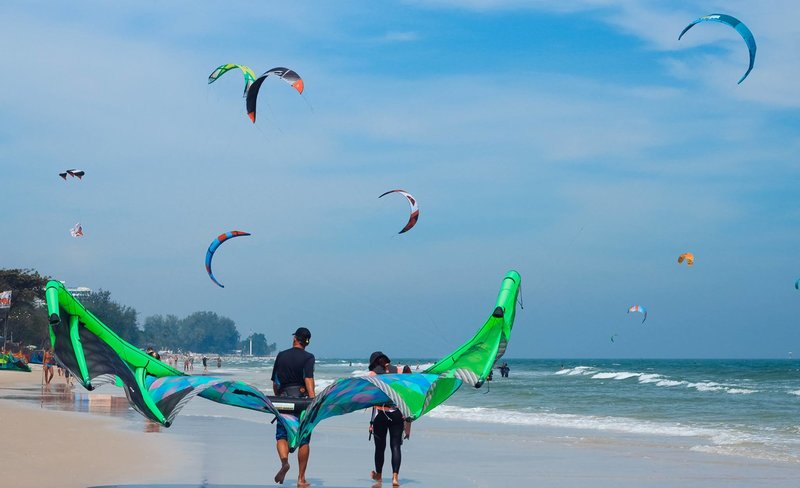 Kiteboarding experience at Hua Hin by KBA – KiteBoarding Asia