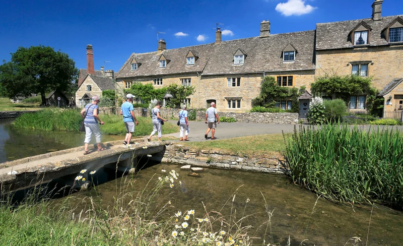 Oxford: Stow-on-the-Wold & Bourton-on-the-Water Day Sightseeing Tour