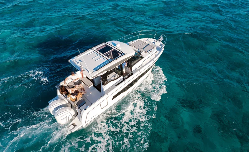 Half-Day Open Trip Yacht Tour to Nusa Penida, Lembongan, Ceningan