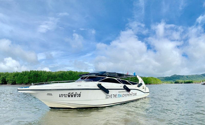 Private Custom Islands Hopping in Krabi: Phi Phi Island, James Bond, Hong Islands, and more