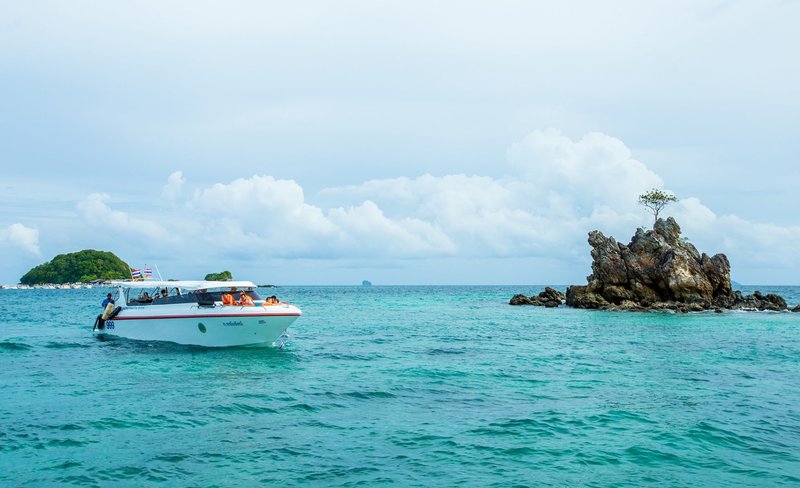 James Bond with Khai Islands or Hong Island Speedboat Day Tour