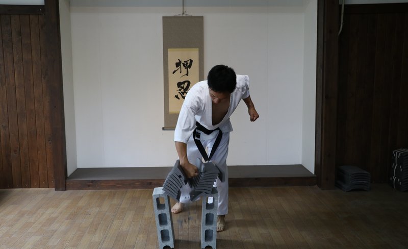 Karate Tile Breaking Experience in Hyogo・Minamiawaji