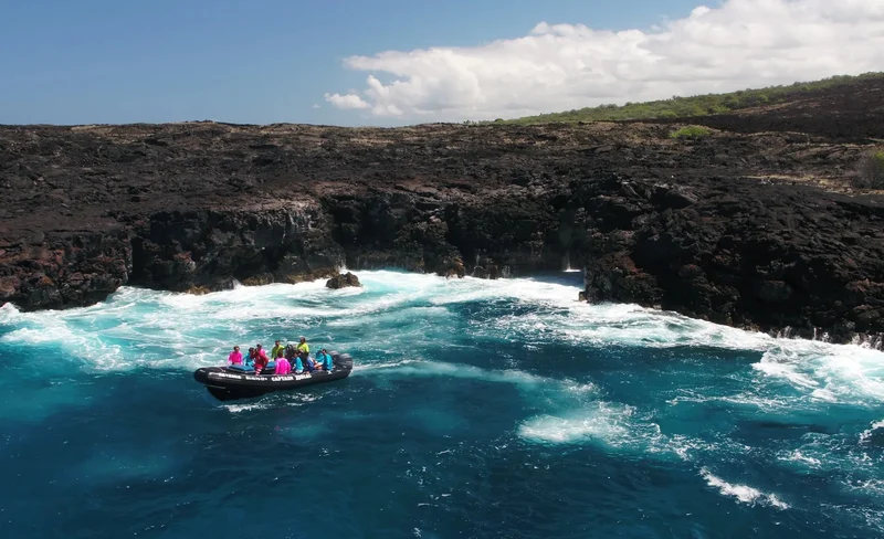 Captain Zodiac Raft and Snorkel Experience in Kealakekua Bay
