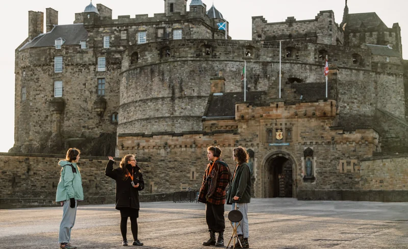 Edinburgh Castle & Edinburgh Old Town Half-day Cultural & Historical Tour