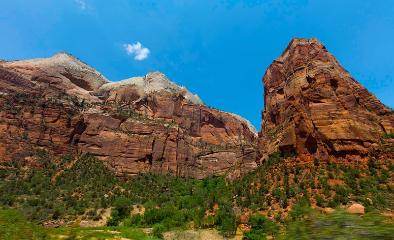 Valley of Fire and Zion Park One Day Tour from Las Vegas
